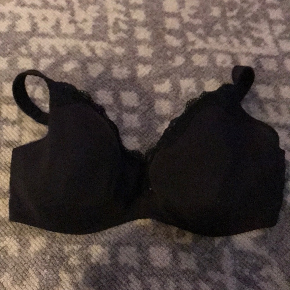 Cacique black bra